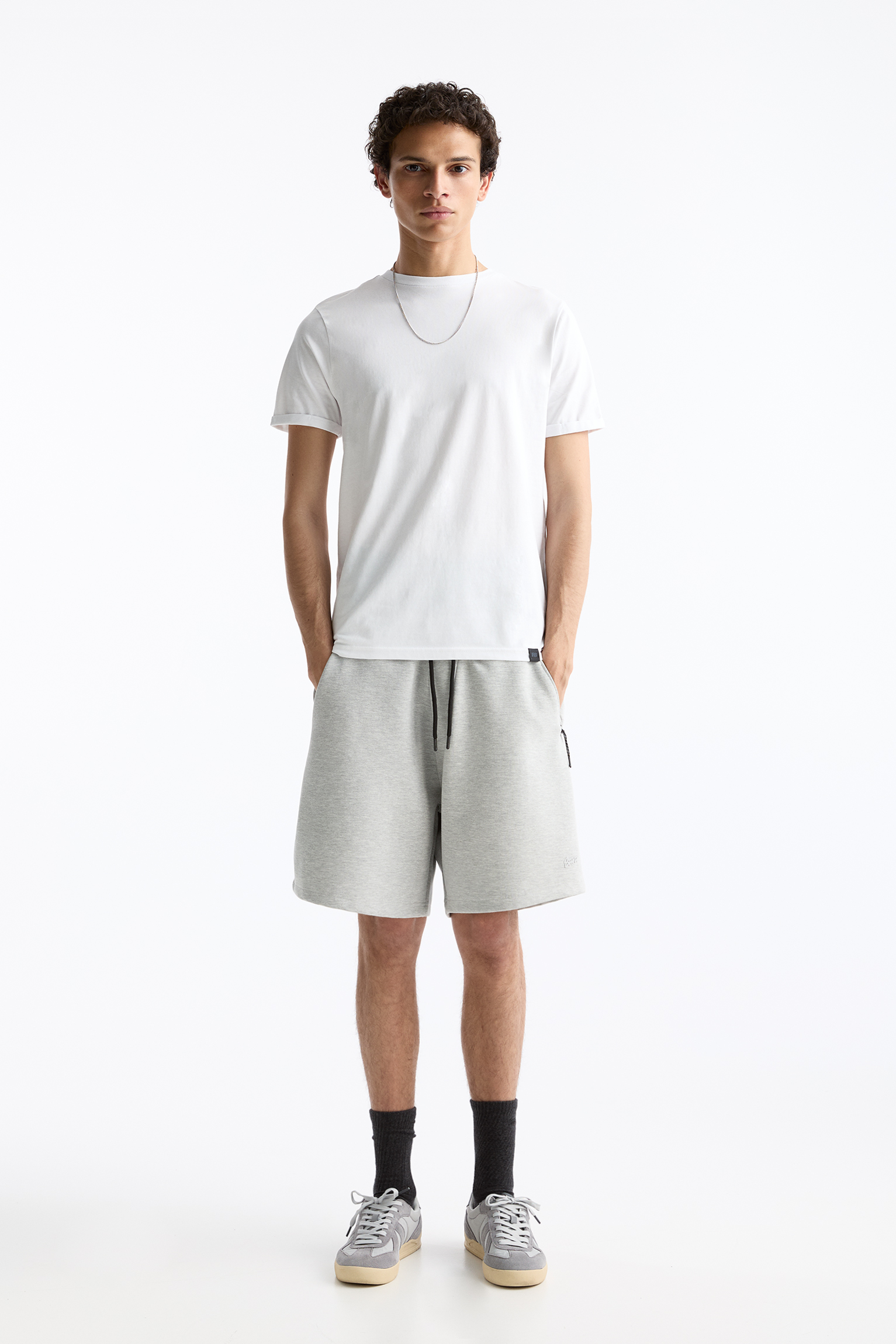 pull-and-bear-short-homme-521bal-1.jpg