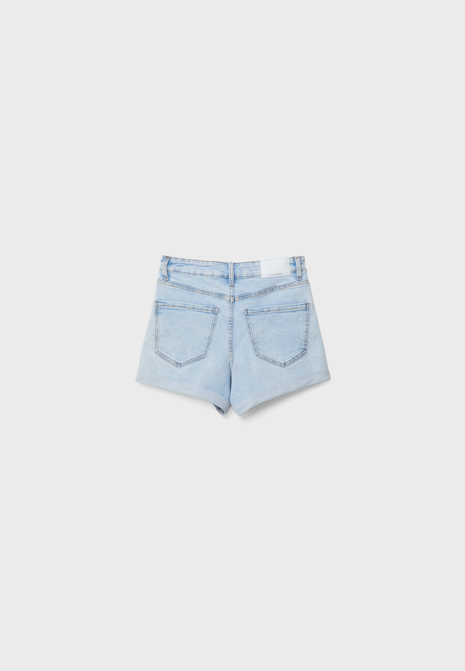short-jean-stradivarius-298vwz-1.jpg