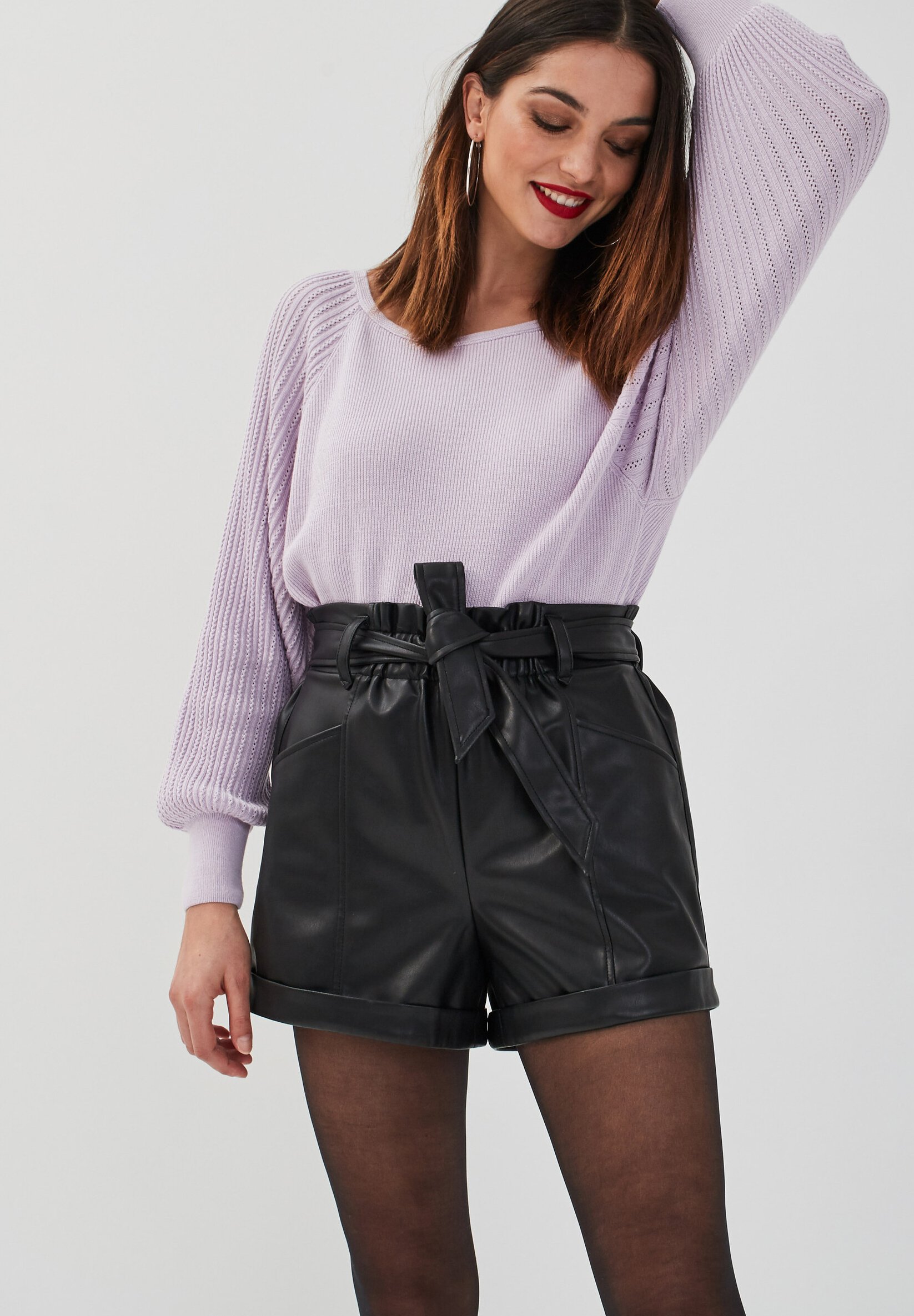 short-noir-cuir-451scq-1.jpg